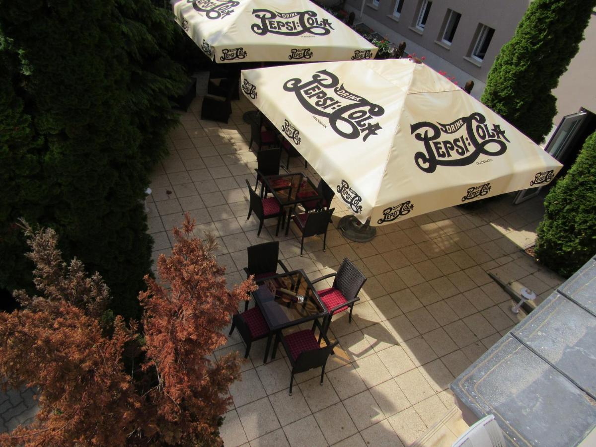 Szent Gellert Hotel Székesfehérvár Exterior foto