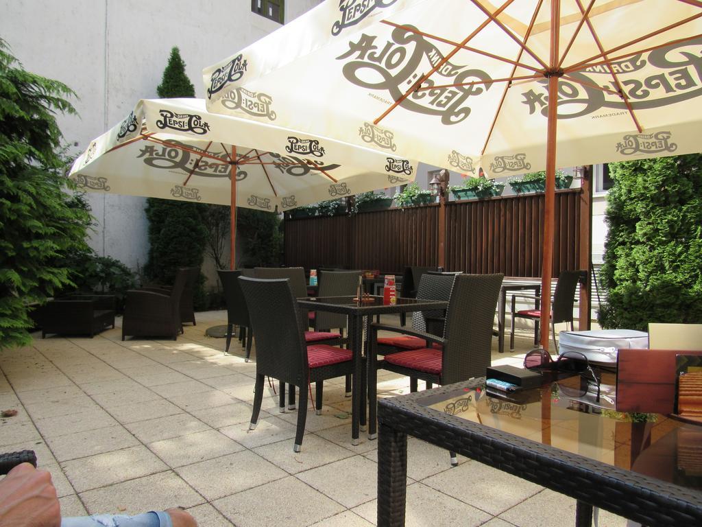 Szent Gellert Hotel Székesfehérvár Exterior foto