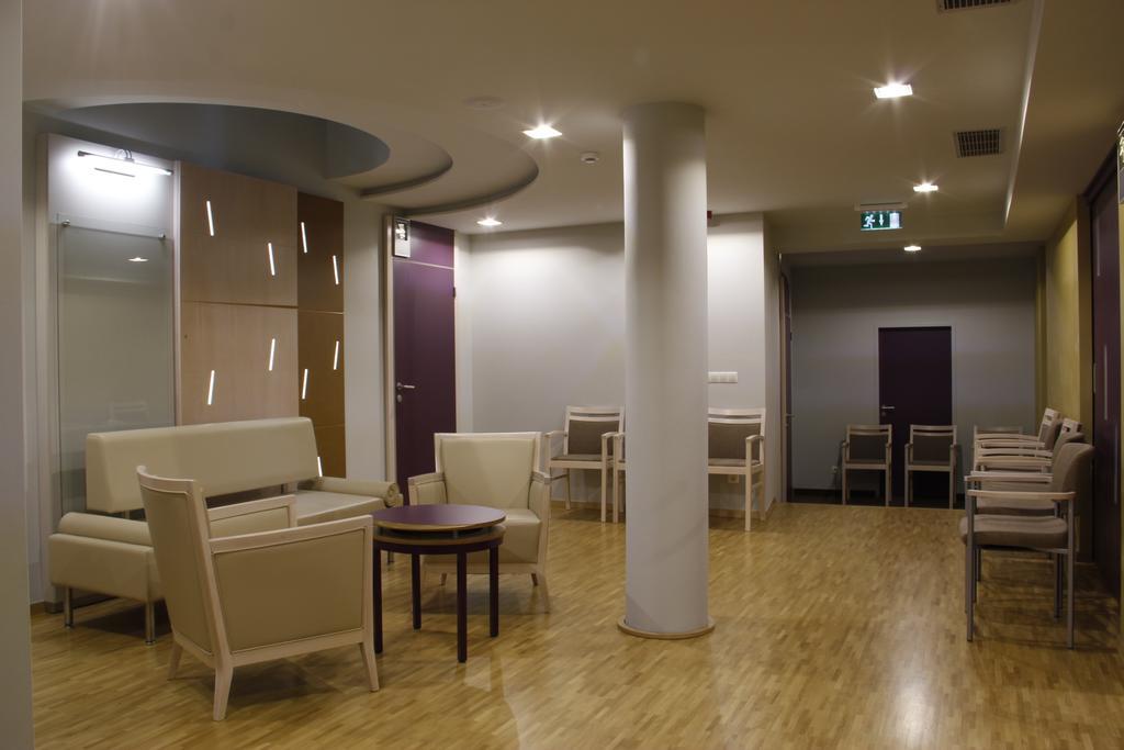 Szent Gellert Hotel Székesfehérvár Exterior foto